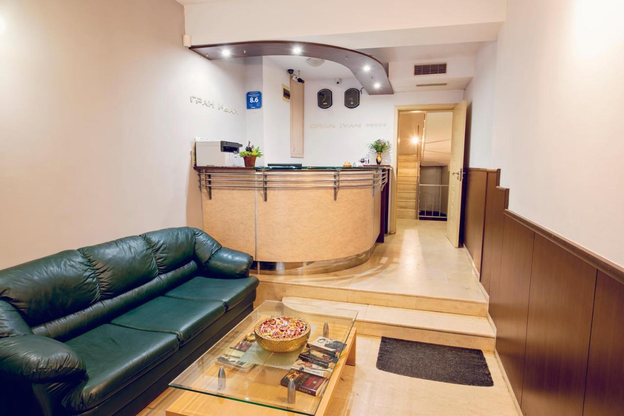 Family Hotel Gran Ivan Varna Extérieur photo