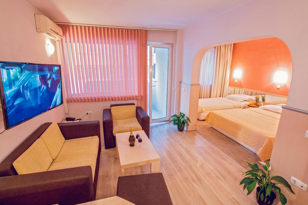 Family Hotel Gran Ivan Varna Extérieur photo